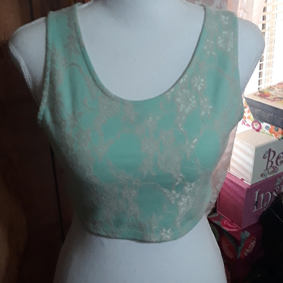 Shelly Tops - Shelly crop top